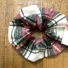 SCRUNCHIE | 90's Flannel