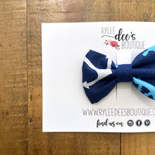 PENELOPE BOW | Boat Day