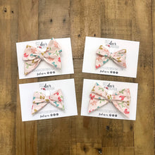 IZZY BOW | Bows on Bows