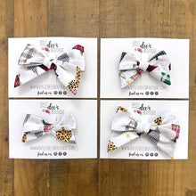 IZZY BOW | Cheetah Winter Wonderland