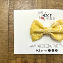 PENELOPE BOW | Early Fall Festives