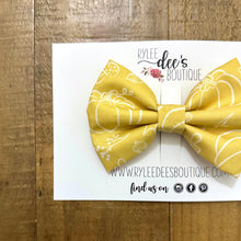 PENELOPE BOW | Early Fall Festives