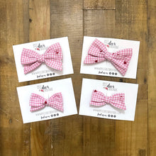 IZZY BOW | Embroidered Hearts