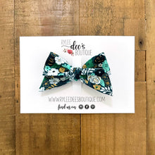 IZZY BOW | Forest Bloom
