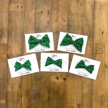 IZZY BOW | Little Clovers