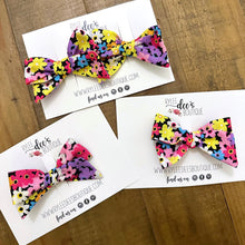 IZZY BOW | Cheerful Floral