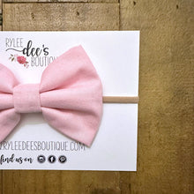 PENELOPE BOW | Classic Light Pink