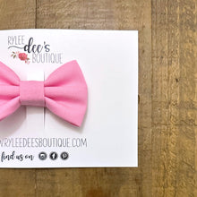 PENELOPE BOW | Classic Pink