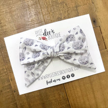 IZZY BOW | Simple Bunnies